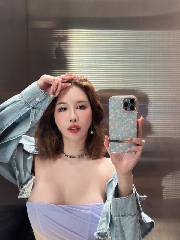 Ragazza orientale Termini 3
